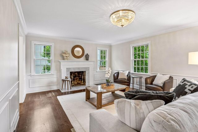 6533 Navaho Trail, Edina, MN 55439