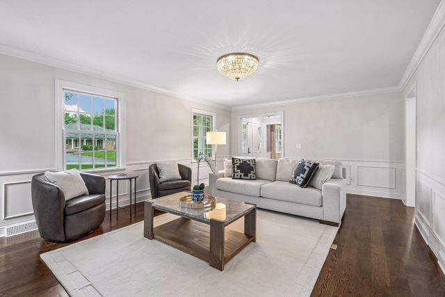 6533 Navaho Trail, Edina, MN 55439