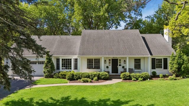 6533 Navaho Trail, Edina, MN 55439