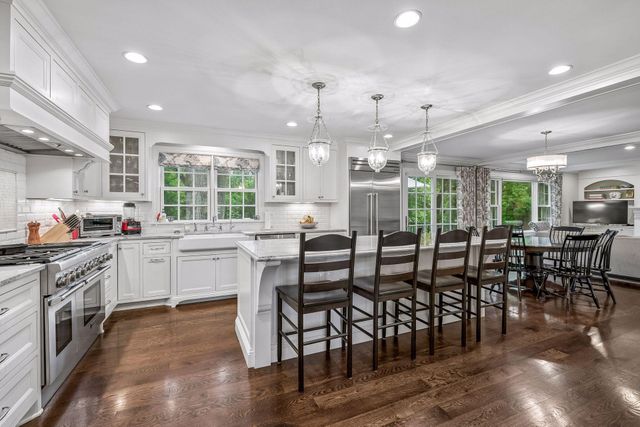 6533 Navaho Trail, Edina, MN 55439