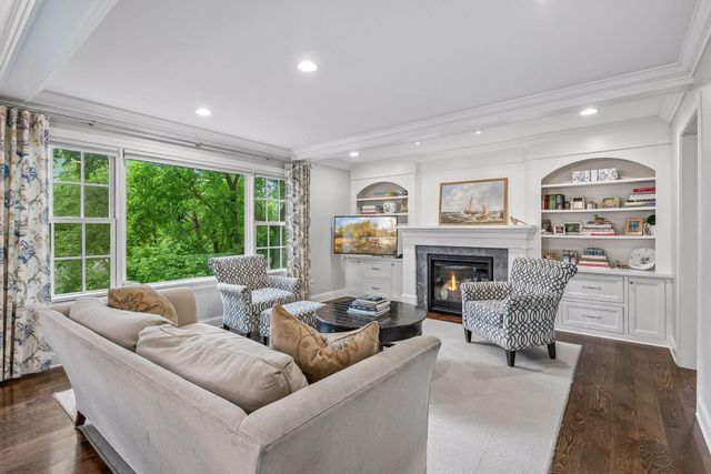 6533 Navaho Trail, Edina, MN 55439