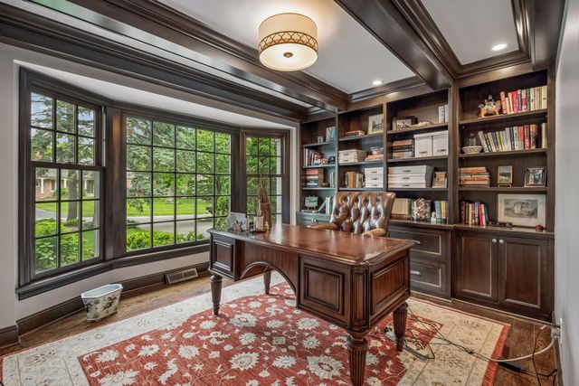 6533 Navaho Trail, Edina, MN 55439