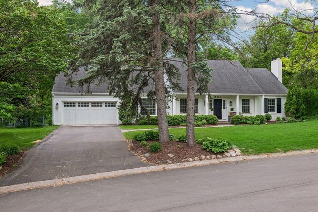 6533 Navaho Trail, Edina, MN 55439