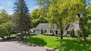 6533 Navaho Trail, Edina, MN 55439