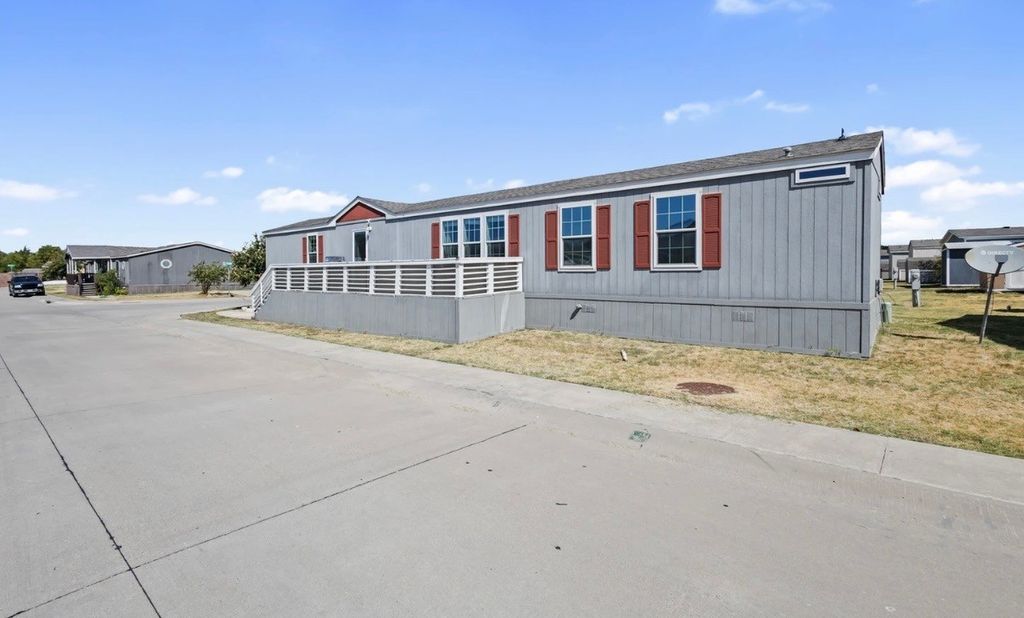 1800 Preston on the Lake Boulevard 470, Little Elm, TX 75068