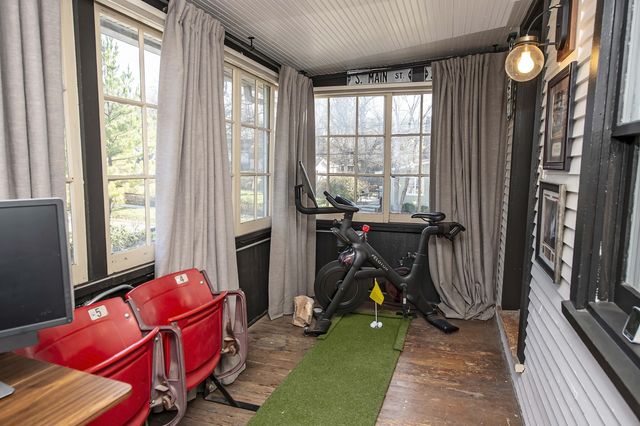 756 S Weller Avenue, Springfield, MO 65802