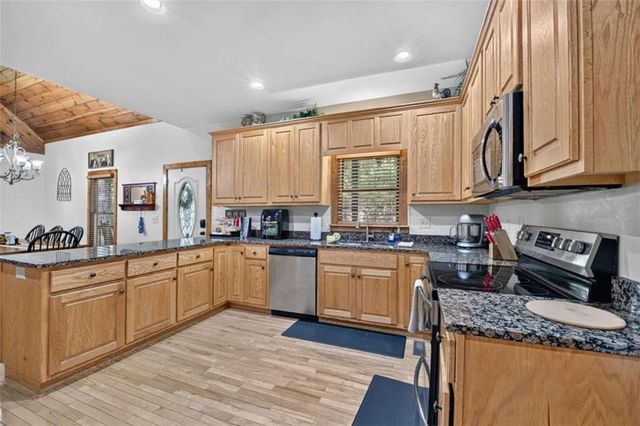 1503 Garnet Drive, Ellijay, GA 30540