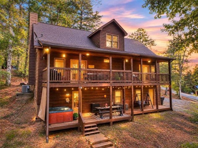 1503 Garnet Drive, Ellijay, GA 30540