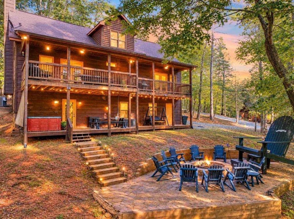 1503 Garnet Drive, Ellijay, GA 30540