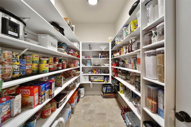 34202 Mill Creek Court, Pinehurst, TX 77362