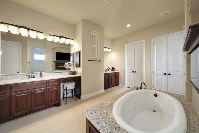 34202 Mill Creek Court, Pinehurst, TX 77362