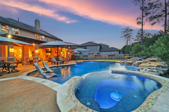 34202 Mill Creek Court, Pinehurst, TX 77362