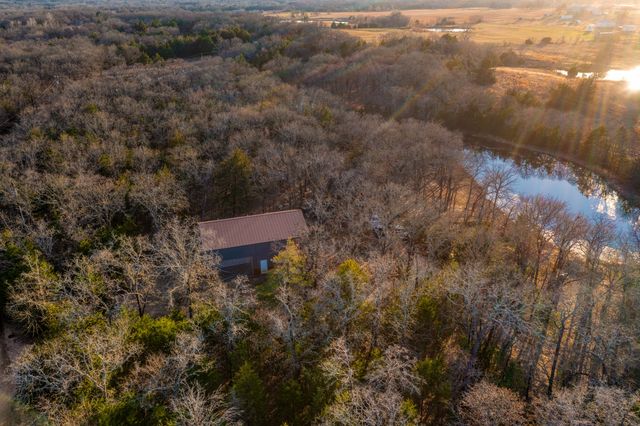 401 Coyote Trail, Whitesboro, TX 76273