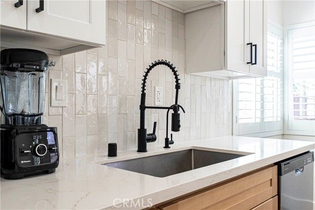 7652 Plumaria, Fontana, CA 92336