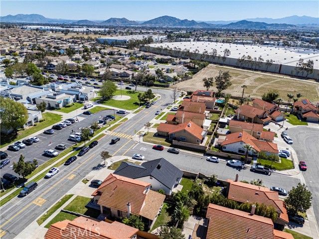 7652 Plumaria, Fontana, CA 92336