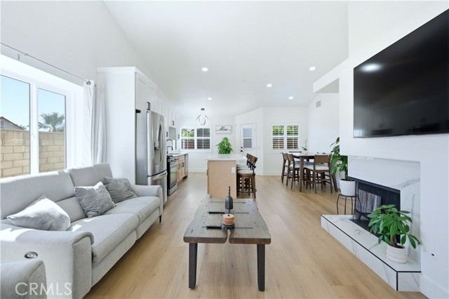 7652 Plumaria, Fontana, CA 92336