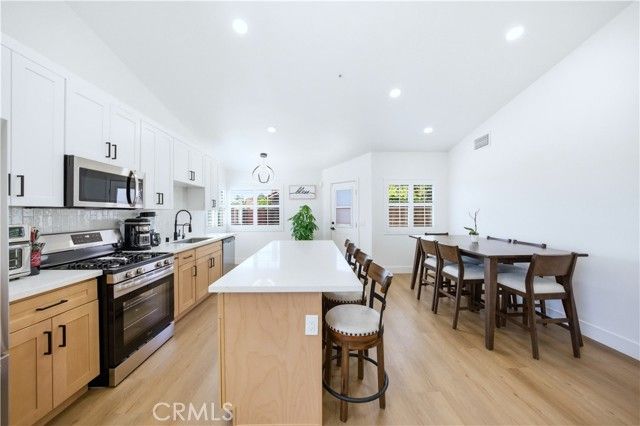 7652 Plumaria, Fontana, CA 92336