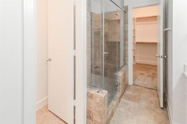 909 E 39th Street, Houston, TX 77022