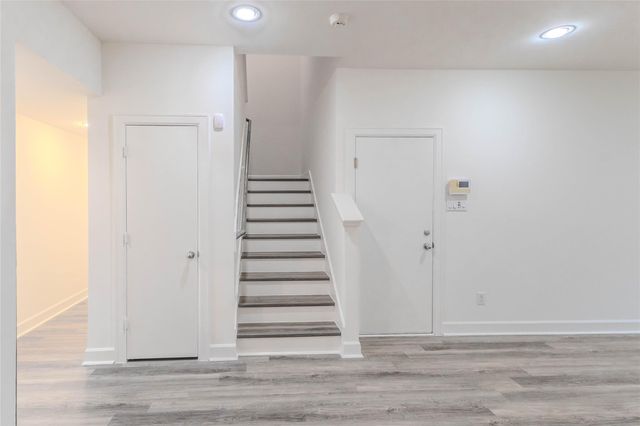 909 E 39th Street, Houston, TX 77022