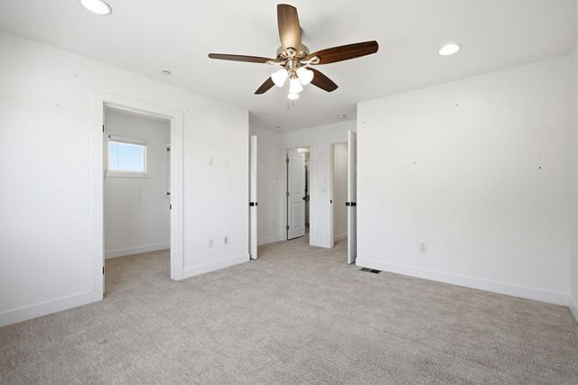 1323 Felspar St, San Diego, CA 92109