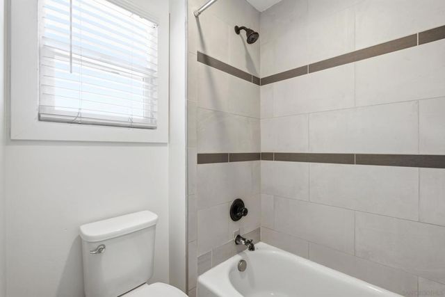 1323 Felspar St, San Diego, CA 92109