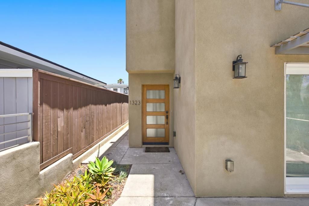 1323 Felspar St, San Diego, CA 92109 — photo 5