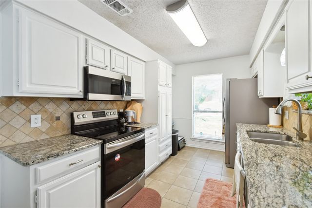 3129 Regency, Carrollton, TX 75007