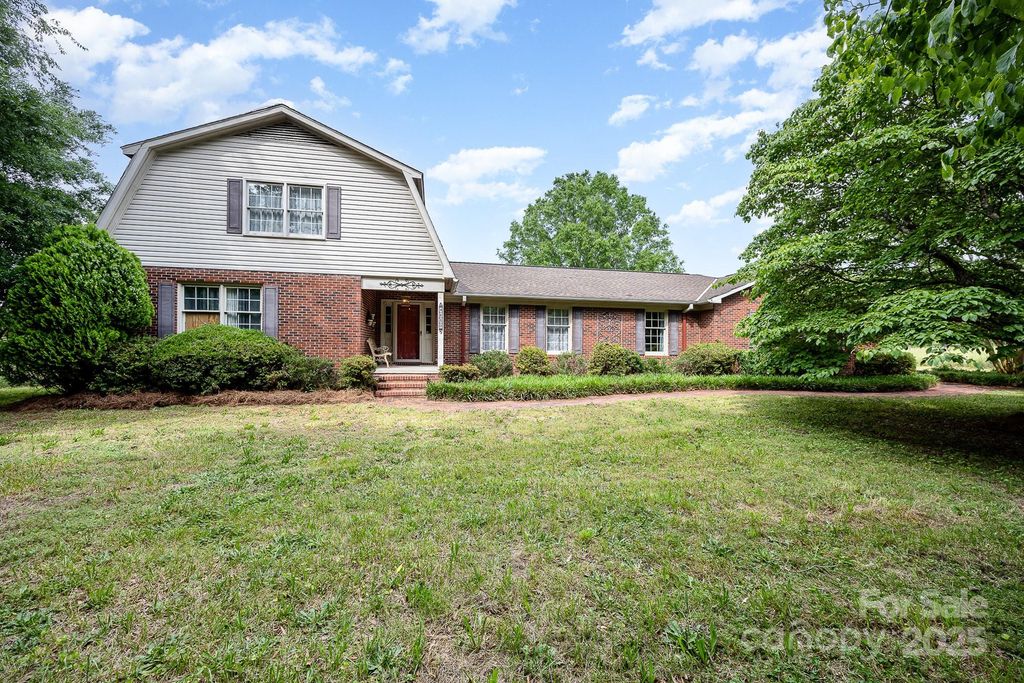 4630 Woodleaf Road, Salisbury, NC 28147