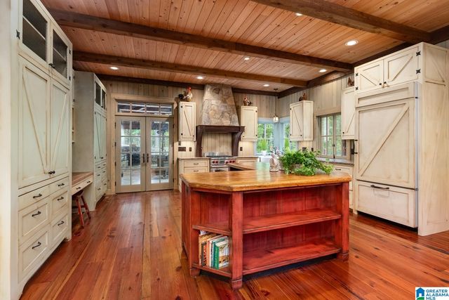 10 HICKORY FLATS LANE, Sterrett, AL 35147