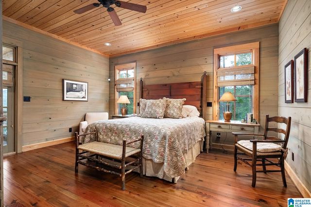 10 HICKORY FLATS LANE, Sterrett, AL 35147