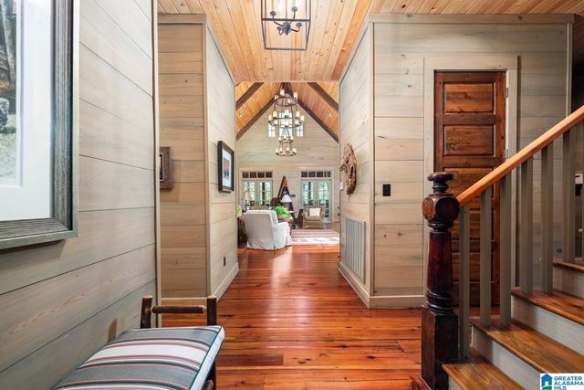 10 HICKORY FLATS LANE, Sterrett, AL 35147