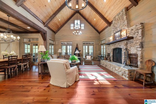 10 HICKORY FLATS LANE, Sterrett, AL 35147