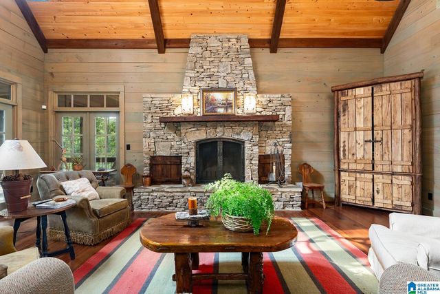10 HICKORY FLATS LANE, Sterrett, AL 35147