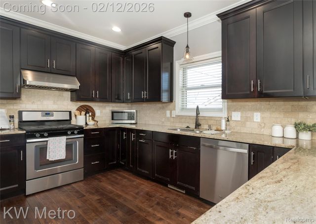 3676 Prairie Avenue, Berkley, MI 48072