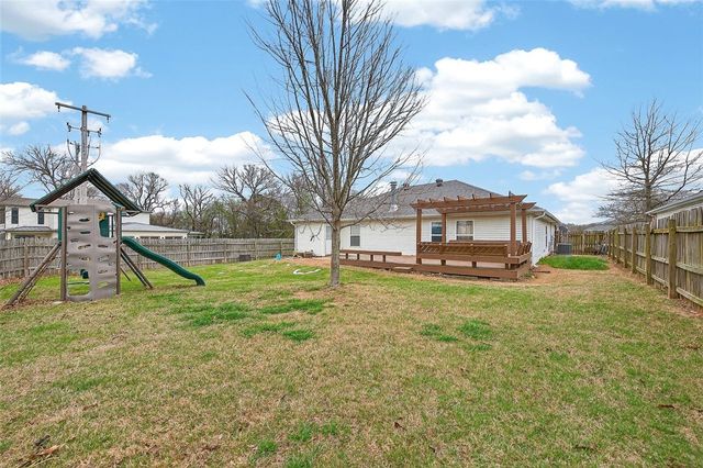 6100 High Meadow Boulevard, Bentonville, AR 72713