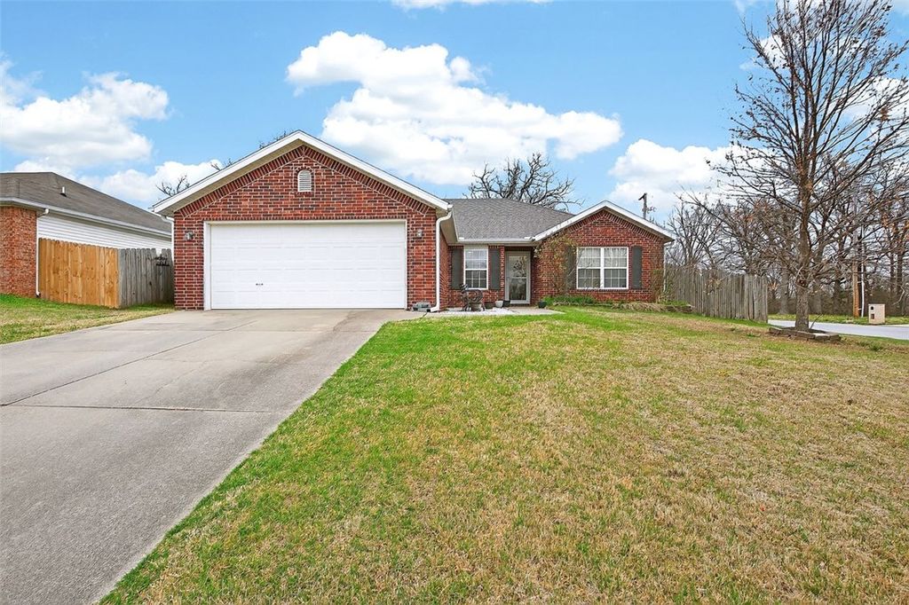 6100 High Meadow Boulevard, Bentonville, AR 72713