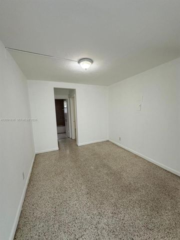 910 SW 29th Avenue 1, Miami, FL 33135