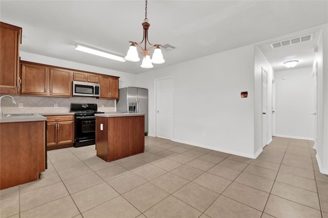 1906 Rock Ridge Drive, Houston, TX 77049