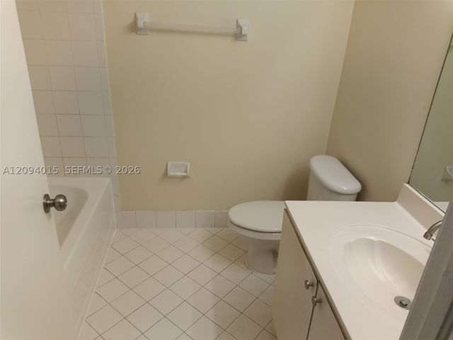 2920 SE 12th Rd 206-30, Homestead, FL 33035