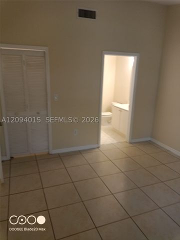 2920 SE 12th Rd 206-30, Homestead, FL 33035