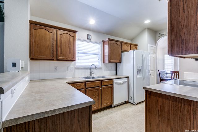 6822 Freedom Ridge, San Antonio, TX 78242