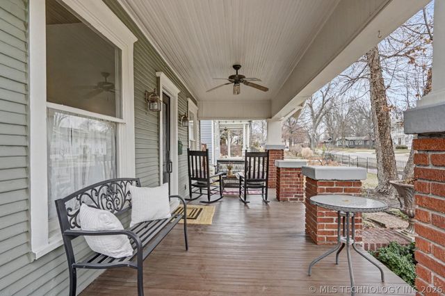 320 S Oak Street, Sapulpa, OK 74066