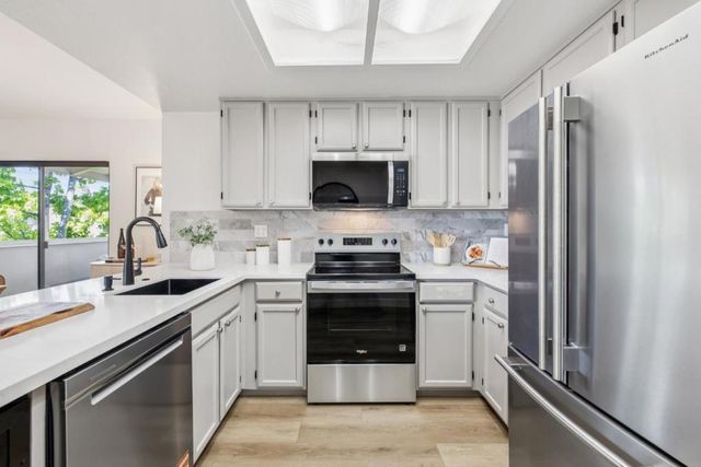 793 Elm Street 23, San Carlos, CA 94070