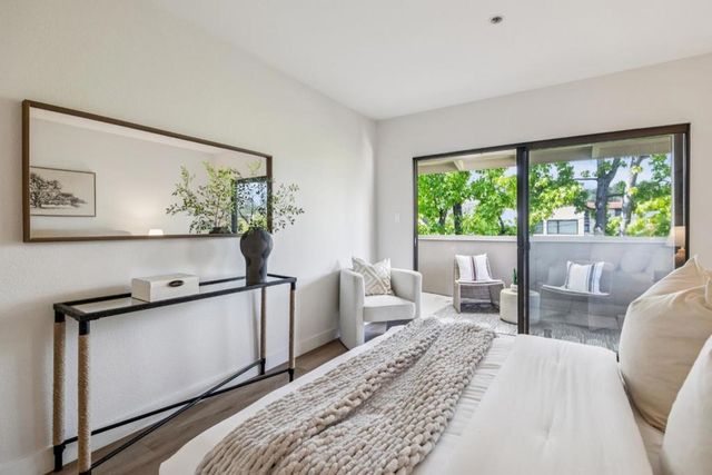 793 Elm Street 23, San Carlos, CA 94070