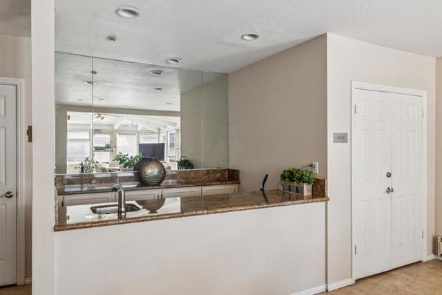 793 Elm Street 23, San Carlos, CA 94070
