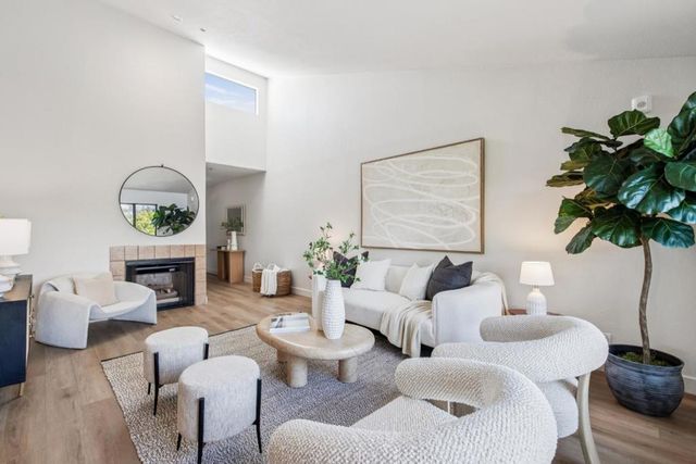 793 Elm Street 23, San Carlos, CA 94070