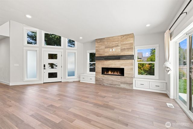 8121 35th Street W, University Place, WA 98466