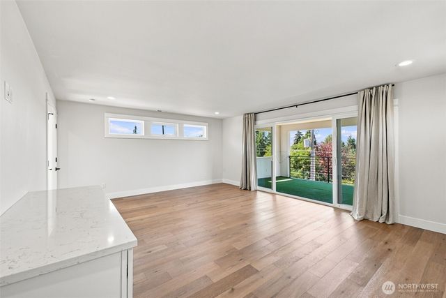 8121 35th Street W, University Place, WA 98466