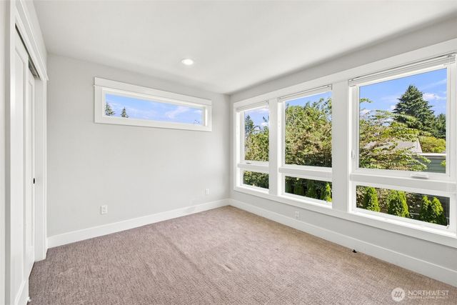 8121 35th Street W, University Place, WA 98466