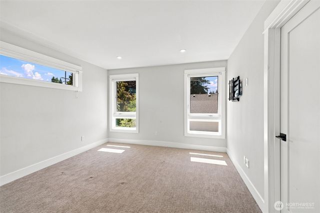 8121 35th Street W, University Place, WA 98466